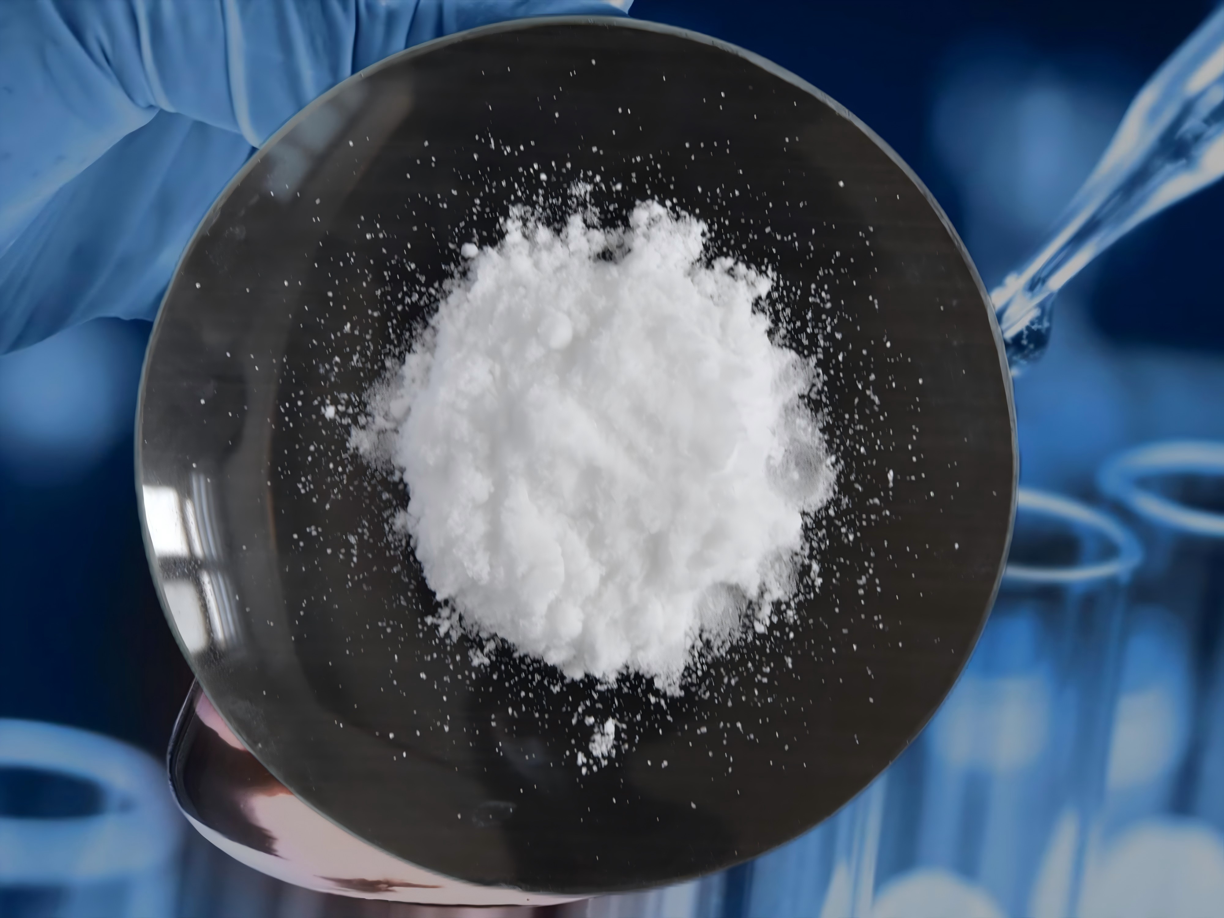 從原料到產(chǎn)品：溴化鈉在精細(xì)化工中的核心作用